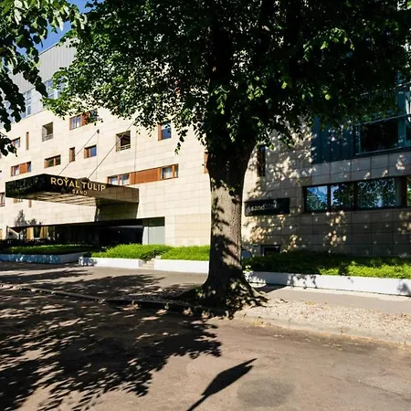 Pokoj Z Aneksem W Hotelu Blisko Plazy, Z Garazem Kołobrzeg Zewnętrze zdjęcie